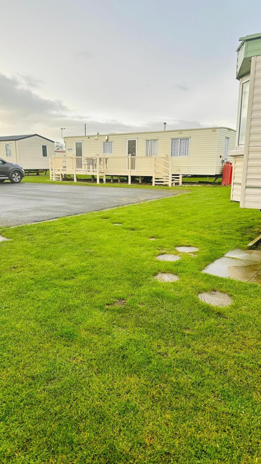 Ingoldmells, The Grange Holiday Park 3-Bedroom Caravan Скегнес Екстериор снимка